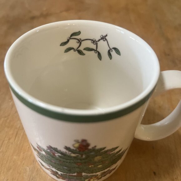 Spode Christmas Tree Coffee Cups Mugs Set of 3 S3324-A24 Holiday - Picture 3 of 8